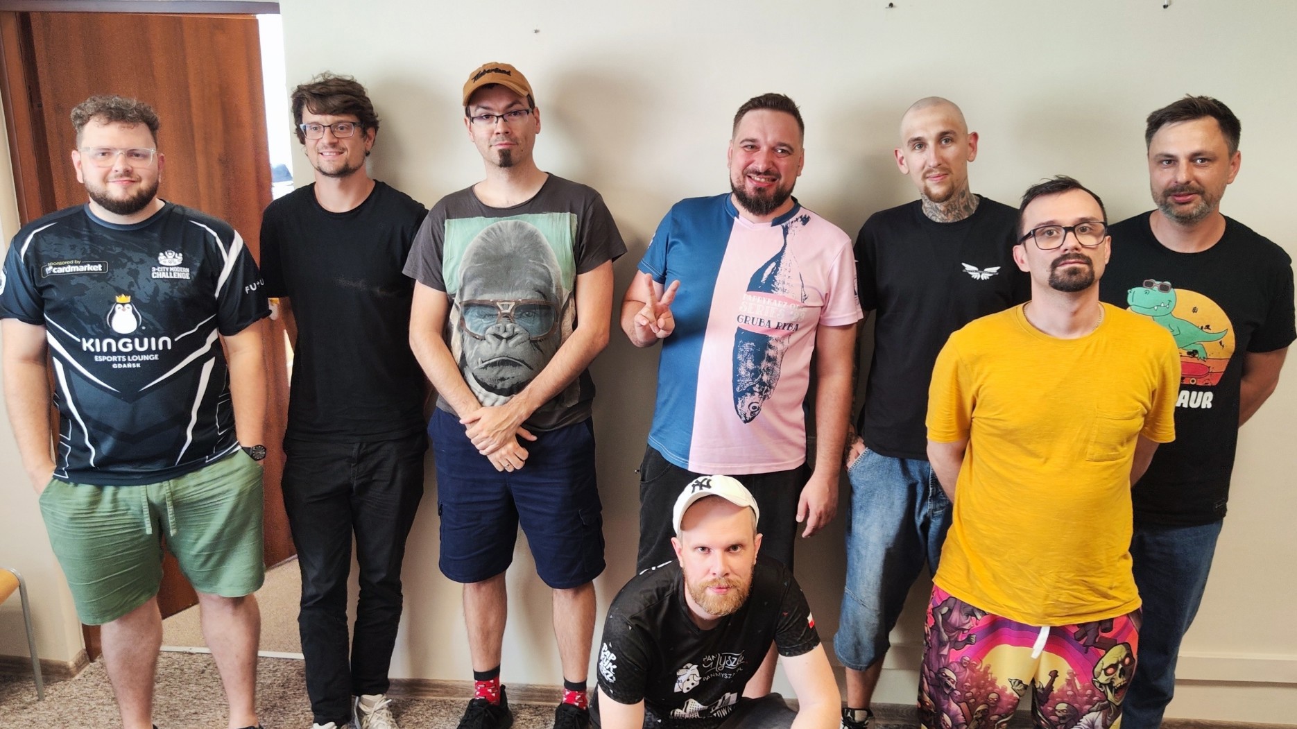 Top8